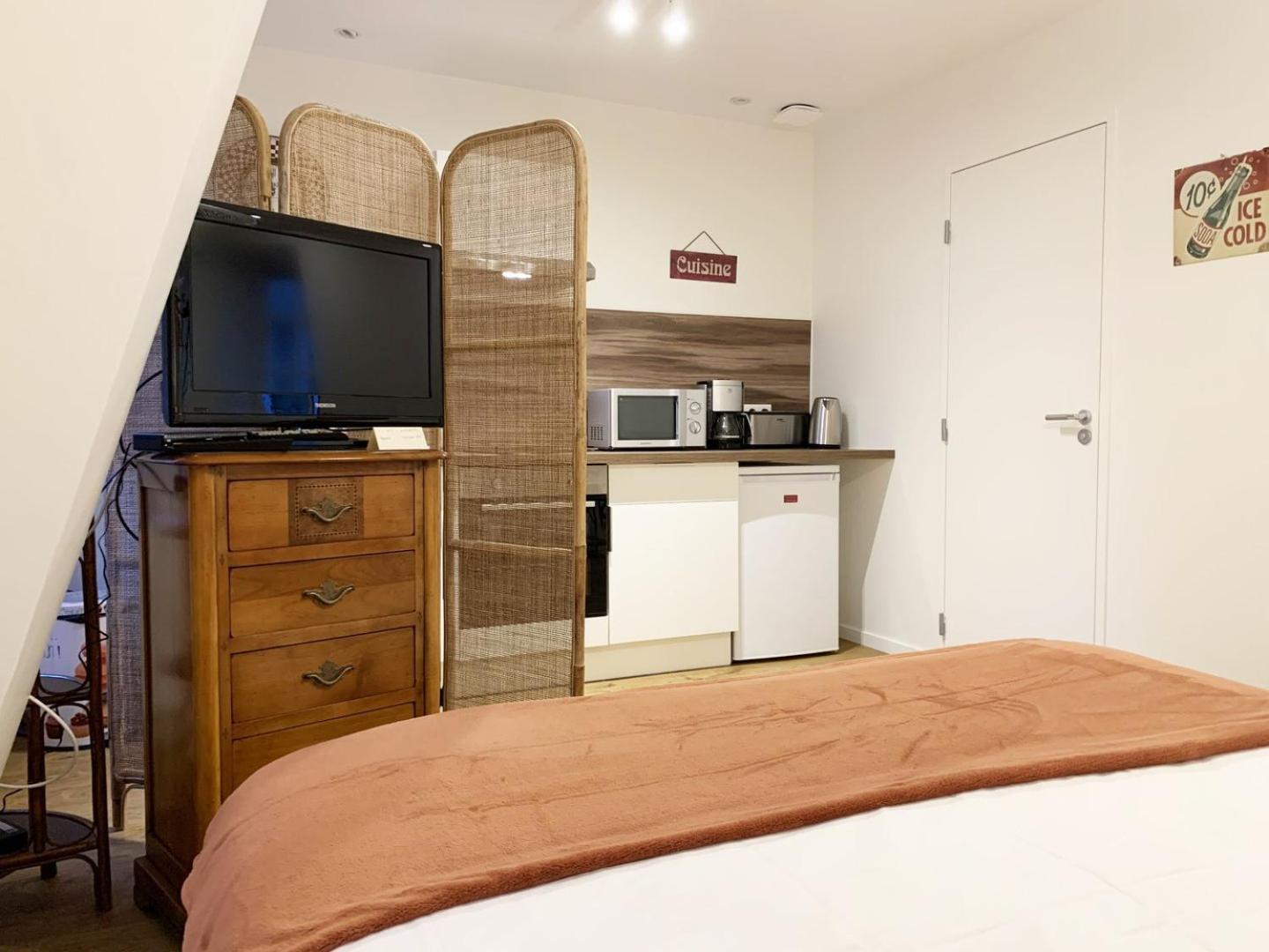 Monet - Appartement Pour 2 Personnes Chartres Exterior foto